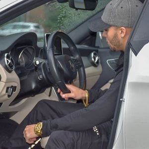 Meet your Posher, Luis